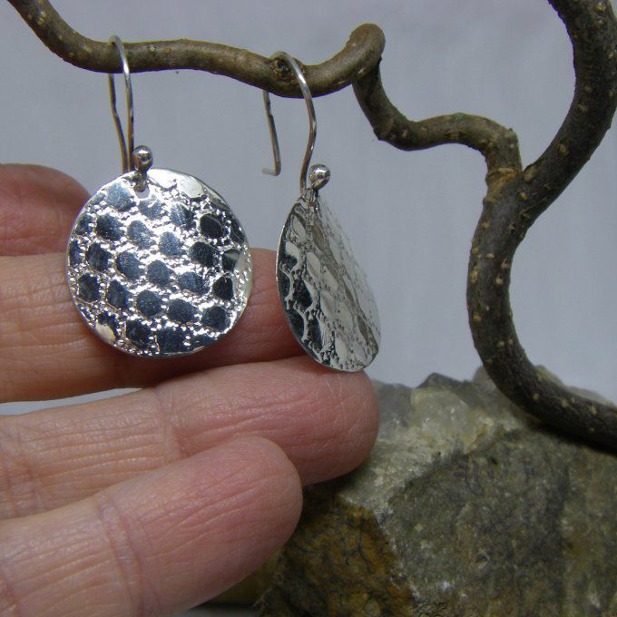 Boucles d'oreilles argent disques motif nid d'abeilles